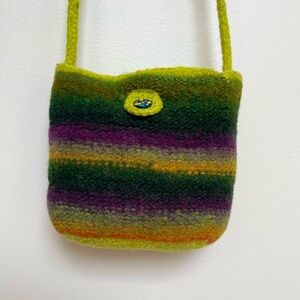 KNIT CROSSBODY BAG